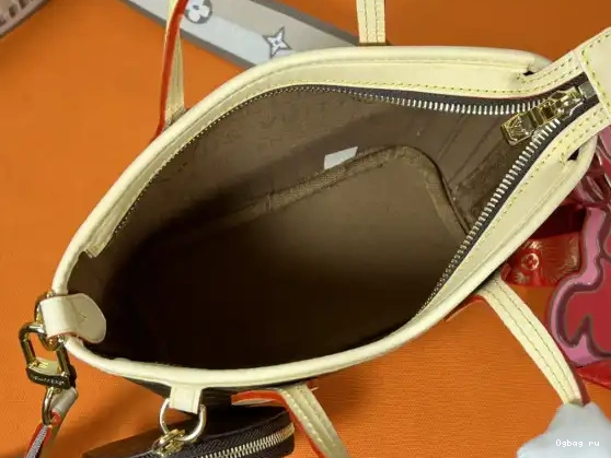 NEVERFULL VUITTON BB LOUIS 0701